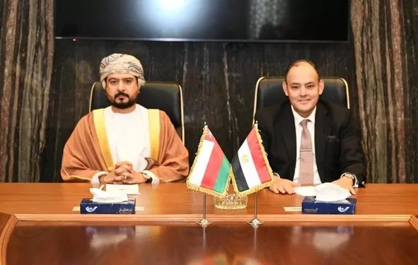 وزير الصناعة المصرى مع نظيره بسلطنة عمان