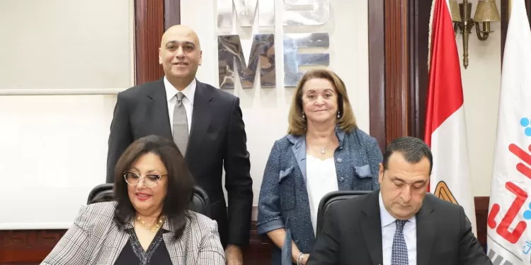 "تنمية المشروعات" و"إرادة" يوقعان عقدًا لتمويل المشروعات متناهية الصغر بـ100 مليون جنيه