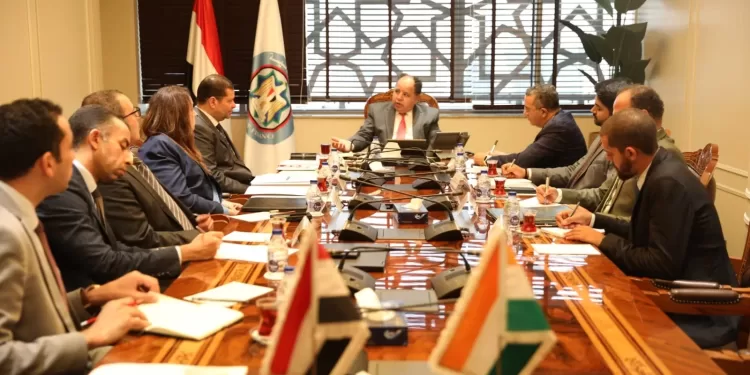 مصر والهند تبحثان تسوية المدفوعات بينهما باستخدام العملات المحلية