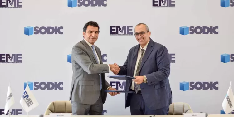 "سوديك" و"إلكتروميكانيك" يوقعان عقدًا لتركيب 400 لوحة توليد طاقة شمسية بمشروع "VYE"