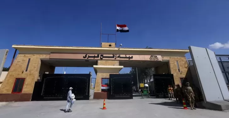 "الصحة": تخصيص 40 سيارة إسعاف داخل معبر رفح