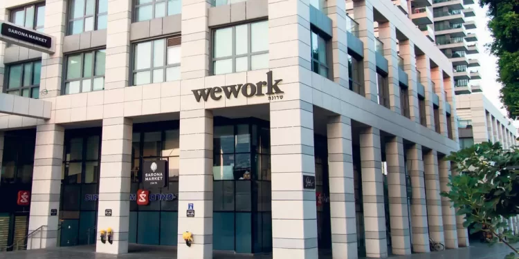 "وي وورك" الأمريكية تستعد لإعلان إفلاسها.. وسهمها يفقد 46%