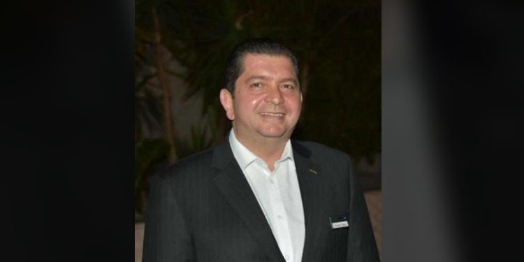 أحمد صبري، الرئيس التنفيذي والعضو المنتدب لشركة ميناڤيل للقري السياحية