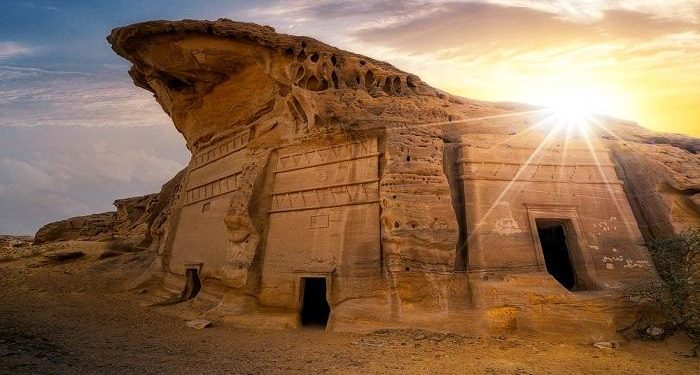 "ألستوم" الفرنسية توقع عقدًا بـ553 مليون دولار لإنشاء "ترام العلا"