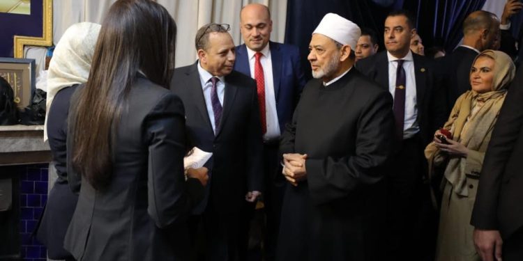 شيخ الأزهر يدلي بصوته في الانتخابات الرئاسية 2024