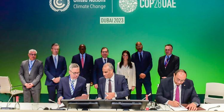 "البترول": توقيع اتفاقيات لتموين السفن بالوقود الأخضر وإنتاج الأمونيا