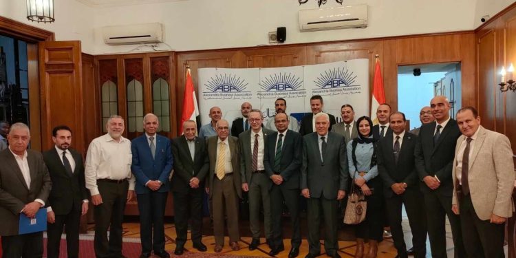 "رجال أعمال الإسكندرية" تتعاون مع البورصة المصرية لنشر الثقافة المالية