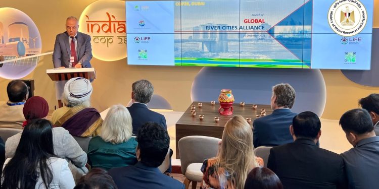 وزير الري خلال مشاركته في جلسة "إطلاق التحالف العالمي للمدن النهرية"