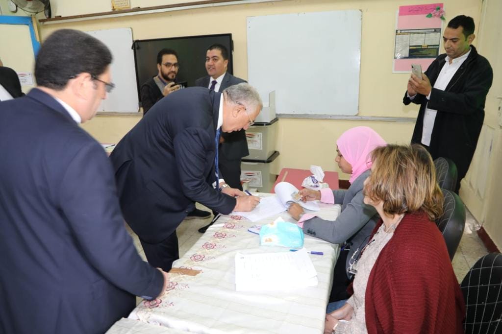 وزير الزراعة يدلي بصوته في الانتخابات الرئاسية
