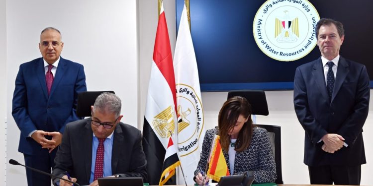"الري": مذكرة تفاهم مع إسبانيا لدعم تحديث الموارد المائية بمصر