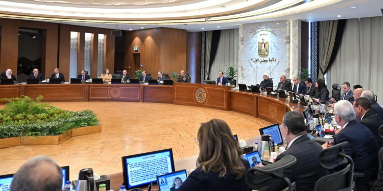 رئيس الوزراء: آليات جديدة للتعامل مع زيادة أسعار السلع الاستراتيجية