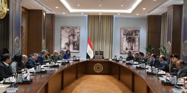 "مدبولي" يُتابع أعمال تشغيل مباني الحي الحكومي بالعاصمة الإدارية