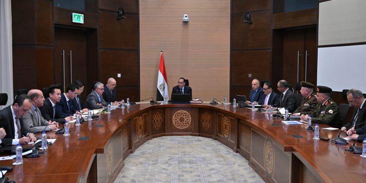 شركة صينية تقدم مقترحًا لاستخلاص المعادن من مياه مشروعات التحلية بمصر