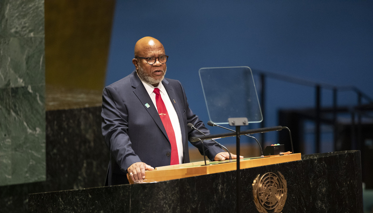 رئيس الجمعية العامة للأمم المتحدة دينيس فرانسيس