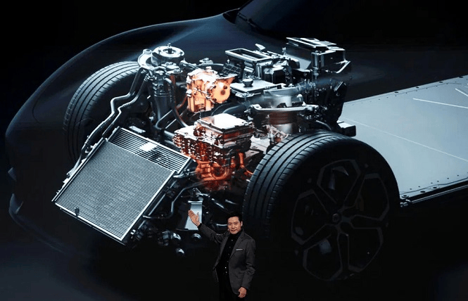 شاومي الصينية تكشف عن أول سيارة كهربائية لها