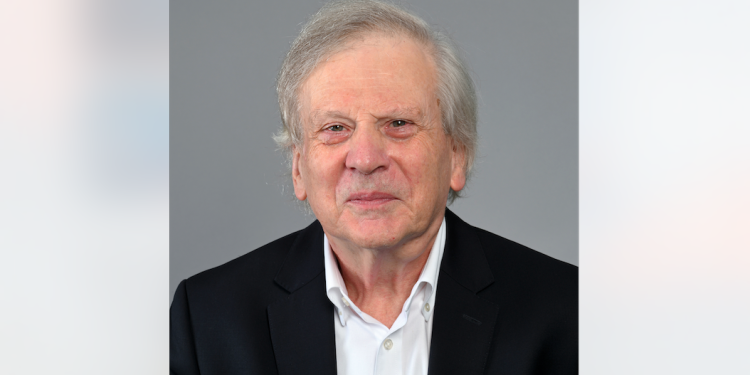 سايمون هندرسون - مدير برنامج "برنستاين لشؤون الخليج وسياسة الطاقة" في معهد واشنطن