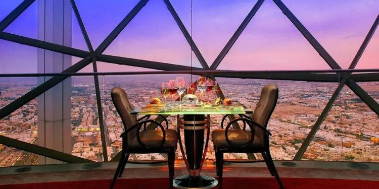 المطاعم فى السعودية