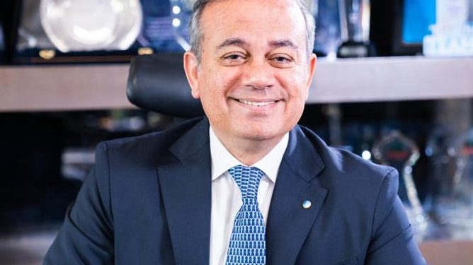 محمد على الرئيس التنفيذى والعضو المنتدب لمصرف أبو ظبى الإسلامى – مصر