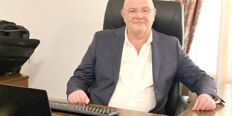 مستشار رئيس الوزراء للاستثمار رئيس صندوق العراق للتنمية محمد النجار