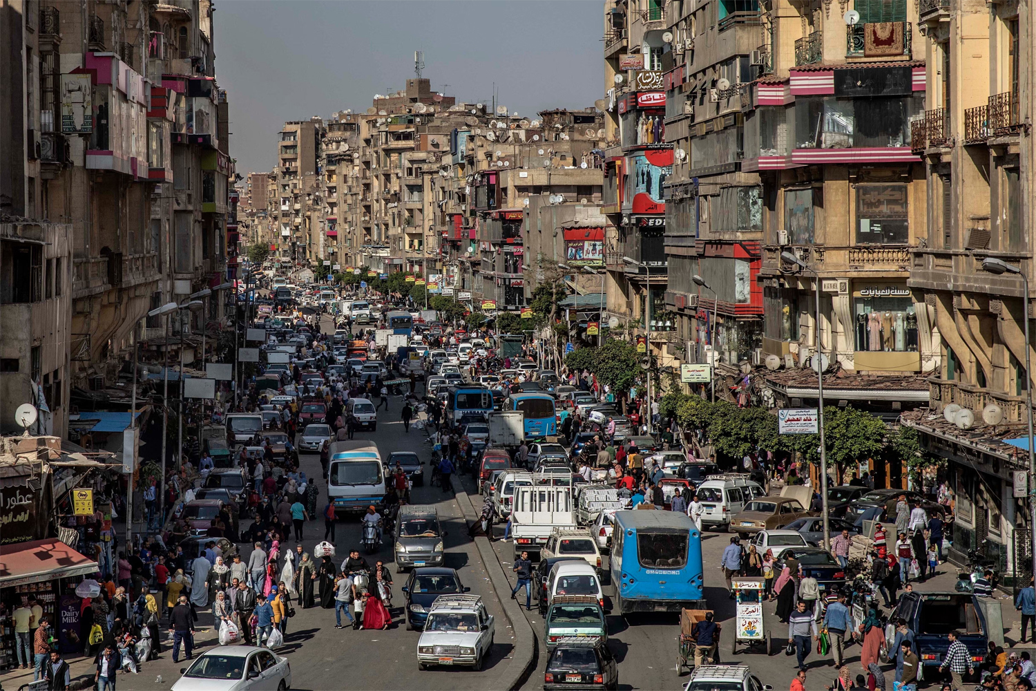 كثافات مرورية مرتفعة بمحاور القاهرة والجيزة صباح اليوم