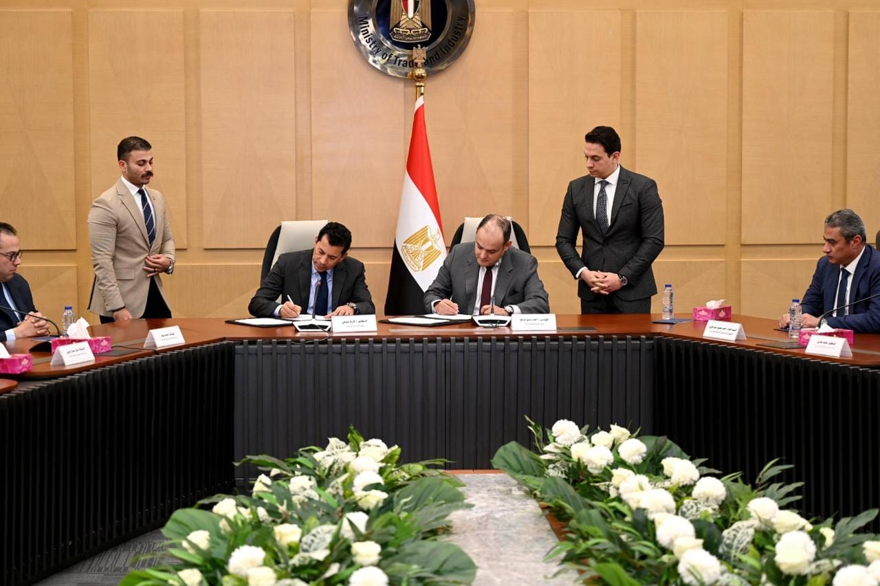 “التجارة” و”الشباب” توقعان بروتوكول تعاون لدعم التكامل بين الوزارتين