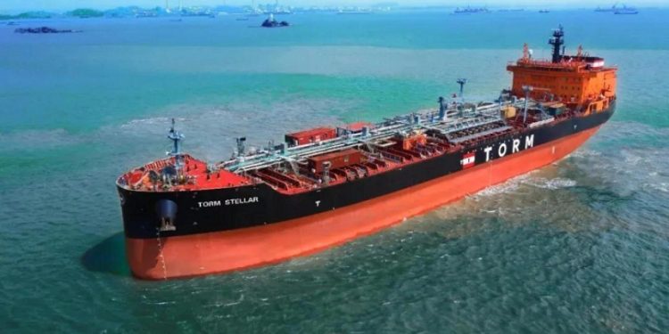 "تورم" الدنماركية تعلق مرور سفنها عبر البحر الأحمر