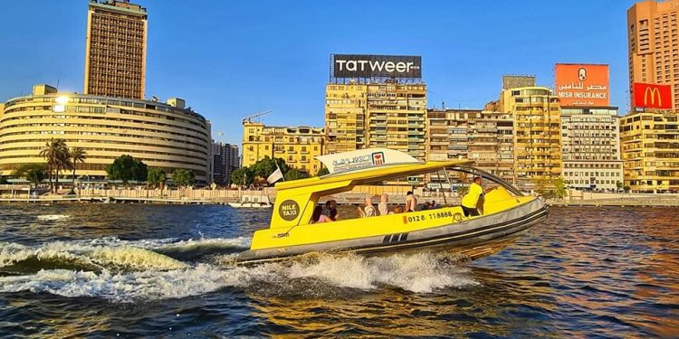 التاكسى النهرى