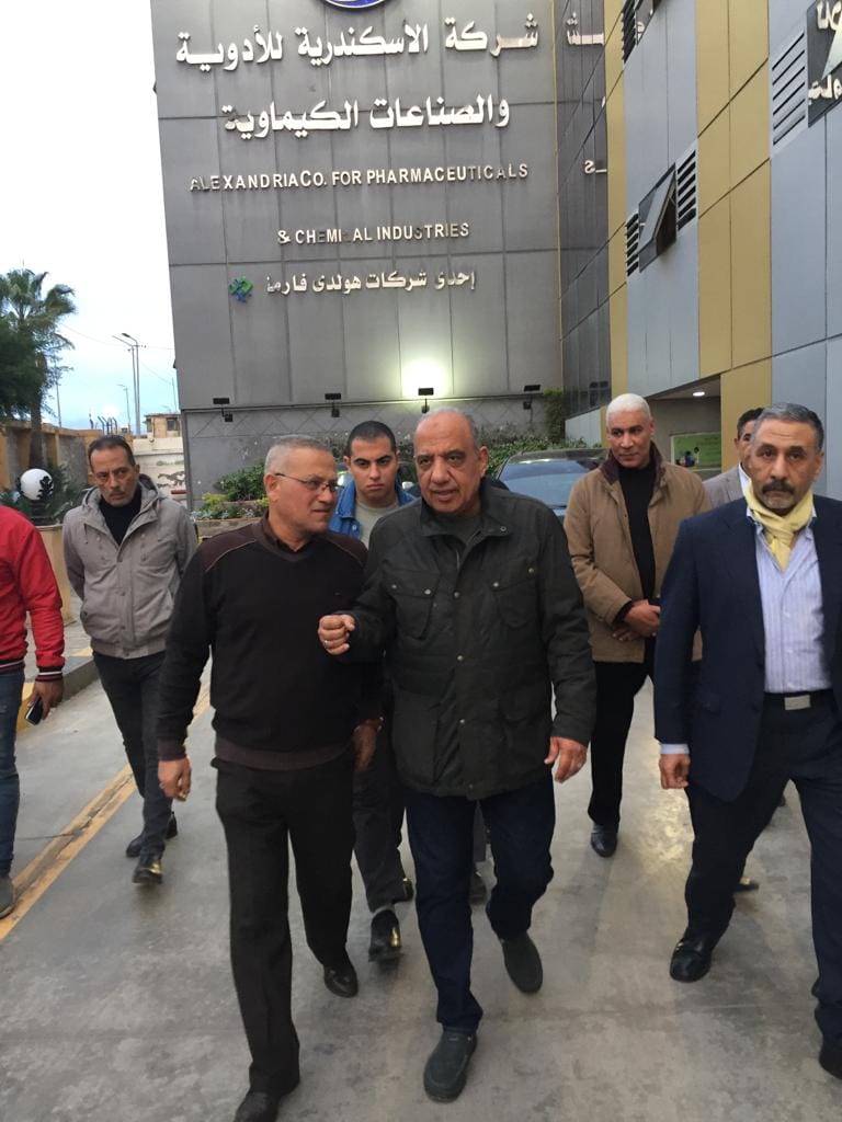 "عصمت": "الإسكندرية للأدوية" رائدة في تحقيق الاكتفاء الذاتي