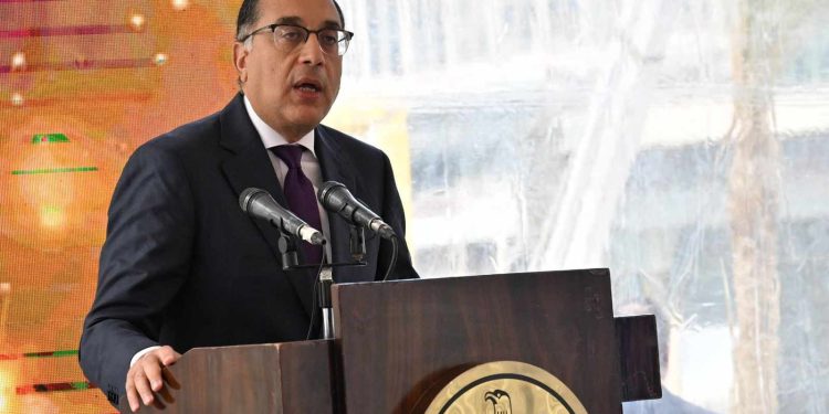 رئيس الوزراء: مصر تمسكت بتنفيذ برنامج الإصلاح الاقتصادي رغم التحديات العالمية