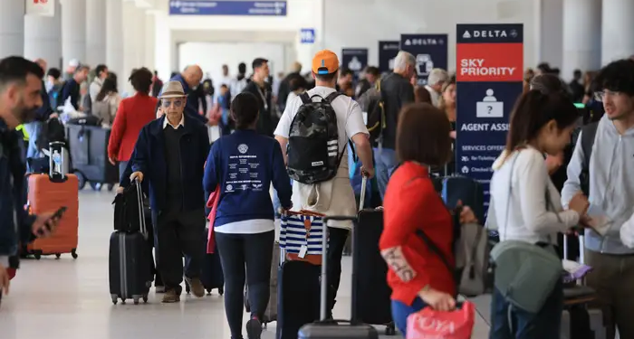 تردي صناعة السفر الأمريكية قد يكبدها 150 مليار دولار في عقد