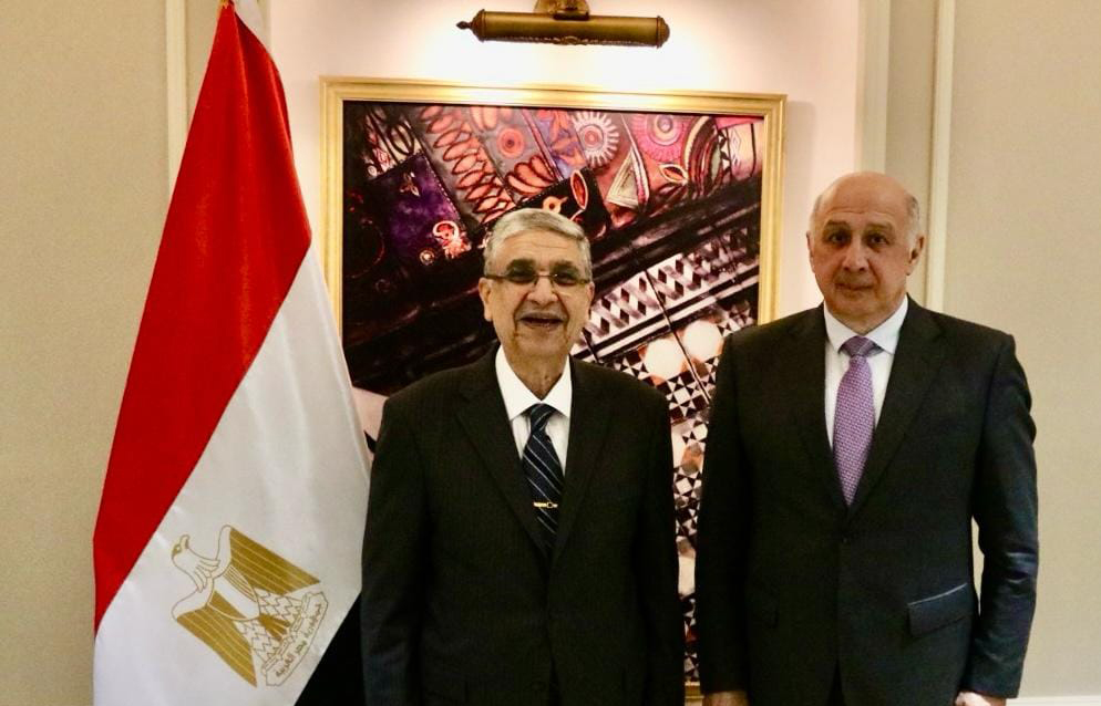 "الكهرباء" تبحث مع بنك التنمية الجديد تعزير التعاون المستقبلى