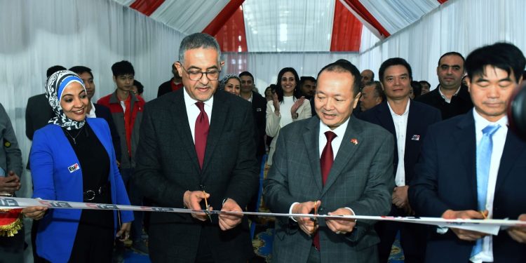 30 مليون دولار استثمارات المرحلة الأولى لأول مصنع فيتنامي للبتروكيماويات بمصر