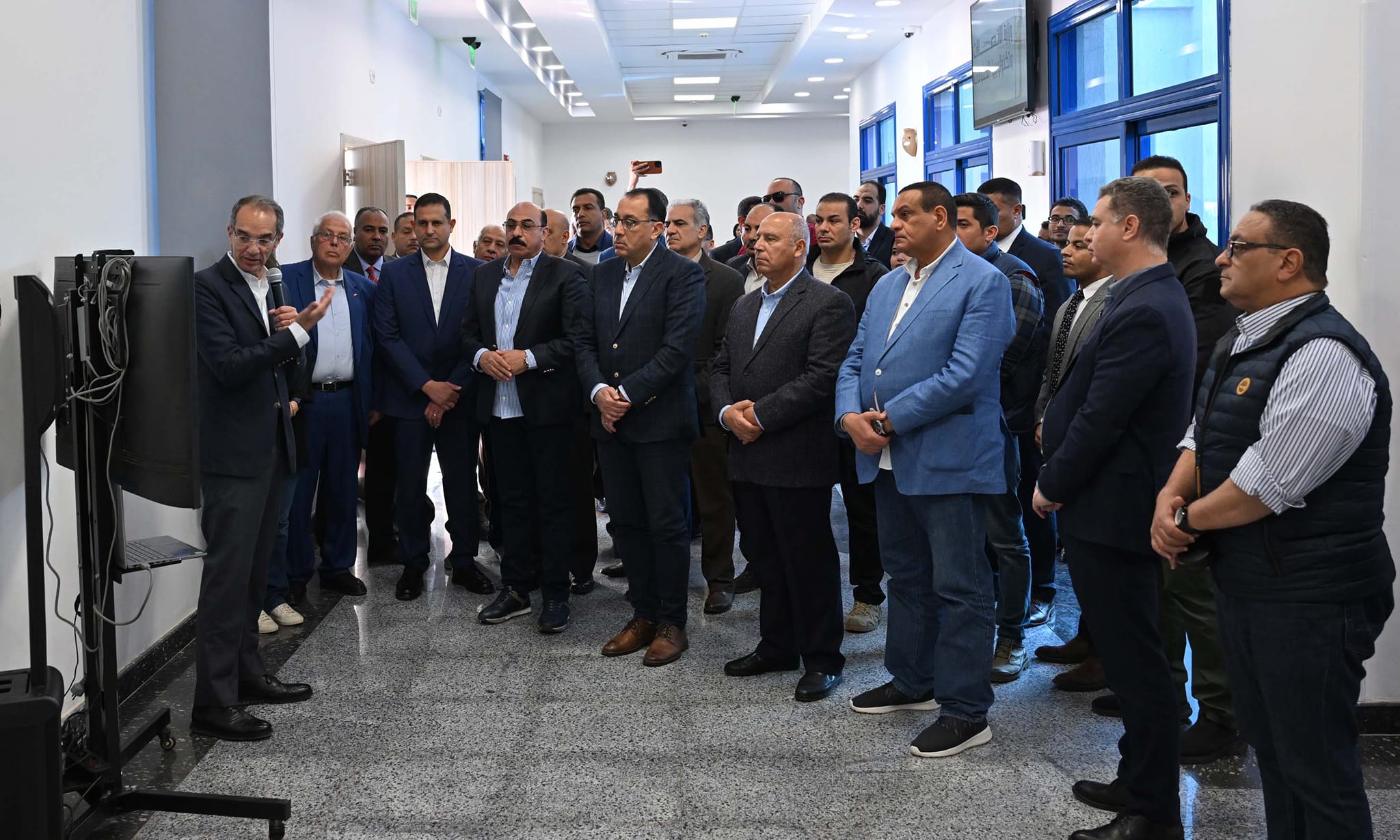 رئيس الوزراء يتفقد مركز إبداع مصر الرقمية في أسوان
