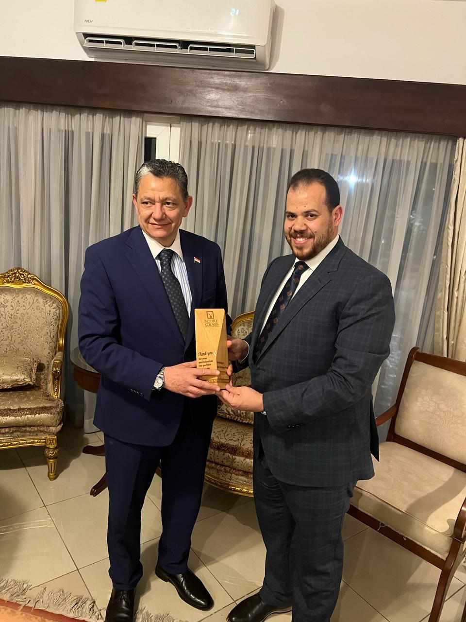 وفد من "المصريين الأفارقة" يبحث زيادة الصادرات المصرية إلى غانا