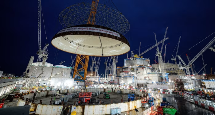 فرنسا تضغط على بريطانيا للمساعدة في تمويل محطة هينكلي بوينت النووية