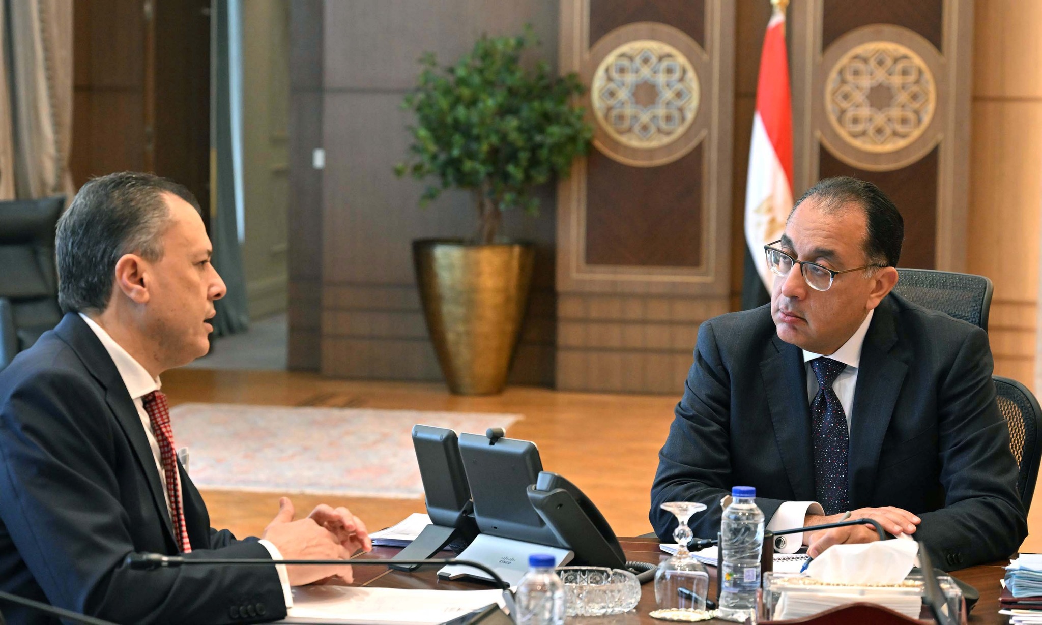 مدبولي يطالب بدعم قطاع السياحة والآثار كونه موردًا للعملات الأجنبية