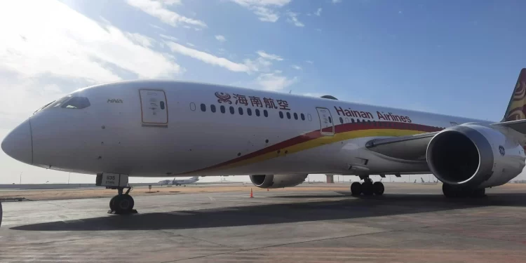 مطار القاهرة الدولي يستقبل أولى رحلات شركة "هاينان" الصينية