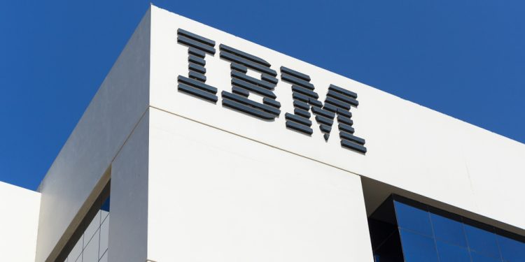 شركة آي بي إم IBM