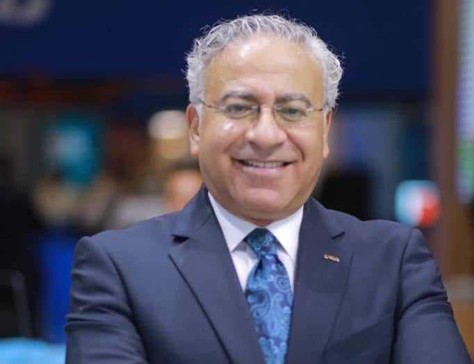 تامر الحسينى إيزى كاش