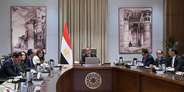 رئيس مجلس الوزراء