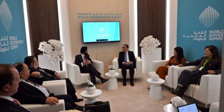 رئيس الوزراء يبحث ملفات التعاون المشتركة بين مصر والبنك الدولي