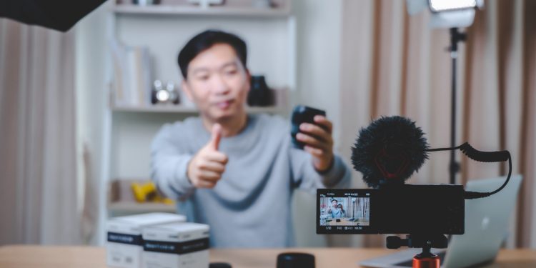 صناع المحتوى فى كوريا الجنوبية