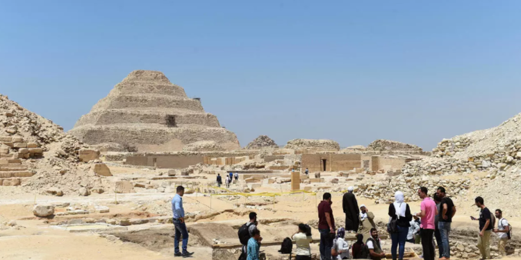 منطقة سقارة ؛ الآثار ؛ السياحة