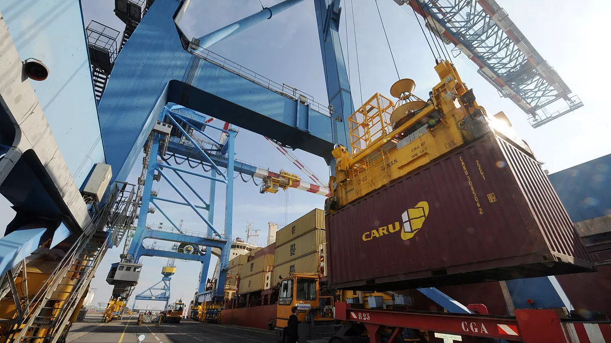 العجز التجاري لفرنسا ؛ التجارة الخارجية الفرنسية ؛ الصادرات الفرنسية ؛ الواردات الفرنسية