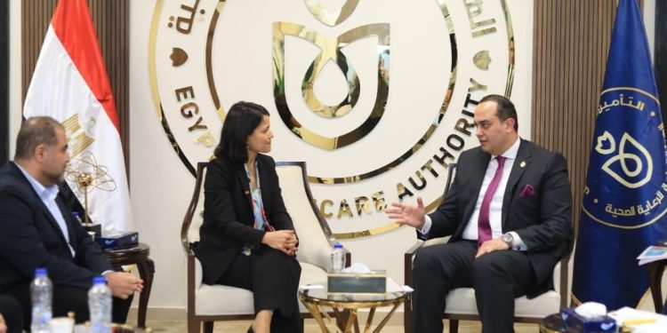 "الرعاية الصحية" تبحث التعاون المستقبلي مع شركة جانسن العالمية