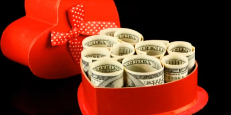 النساء فى عيد الحب: «مش عايزة ورد يا إبراهيم.. هاتلى ودايع وأسهم»