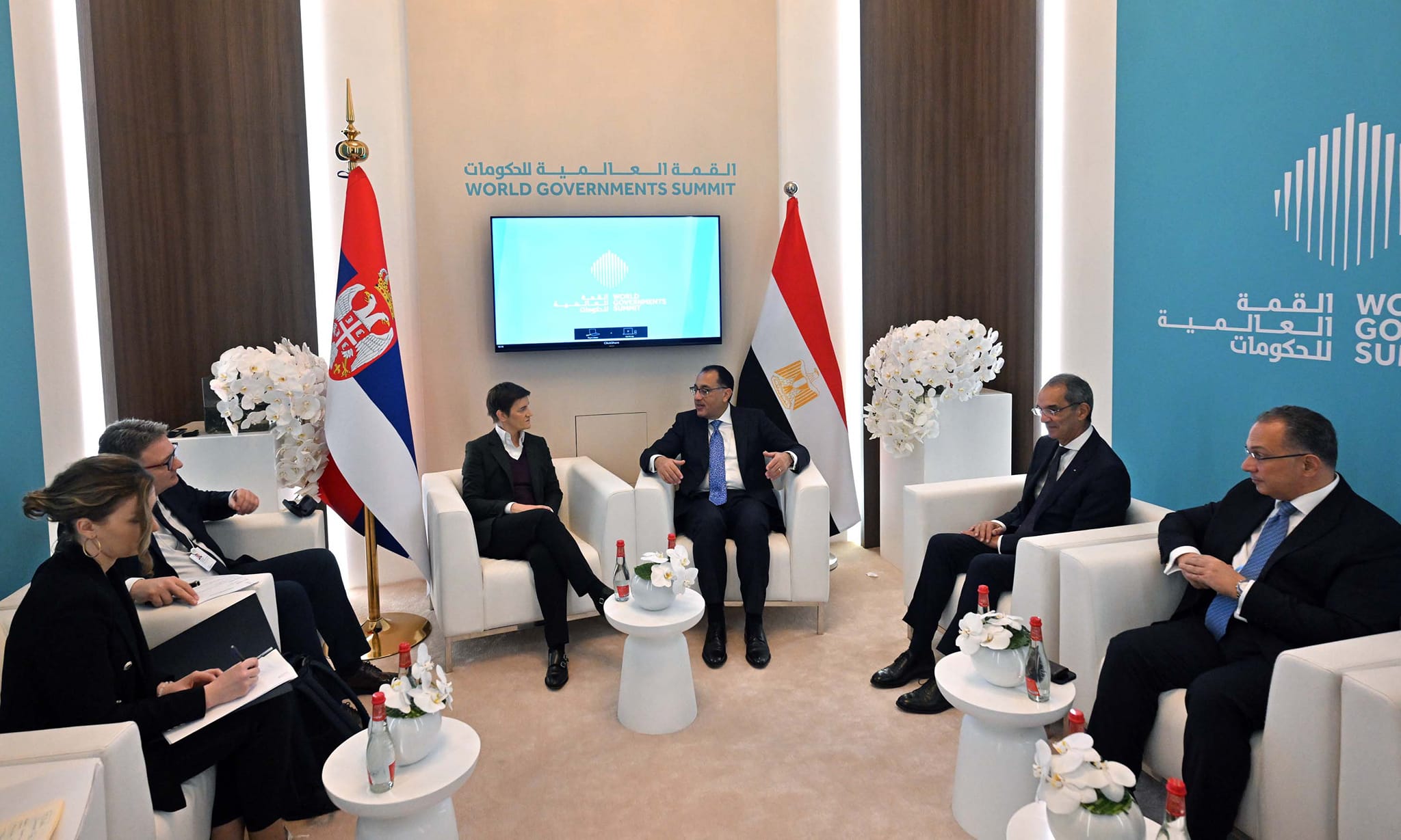 رئيس الوزراء: مهتمون بتطوير التعاون مع صربيا في استيراد القمح