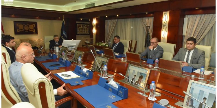 قناة السويس