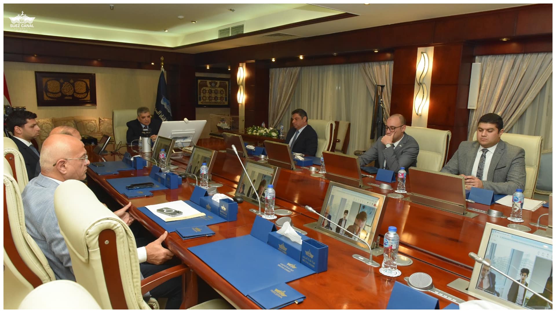 قناة السويس