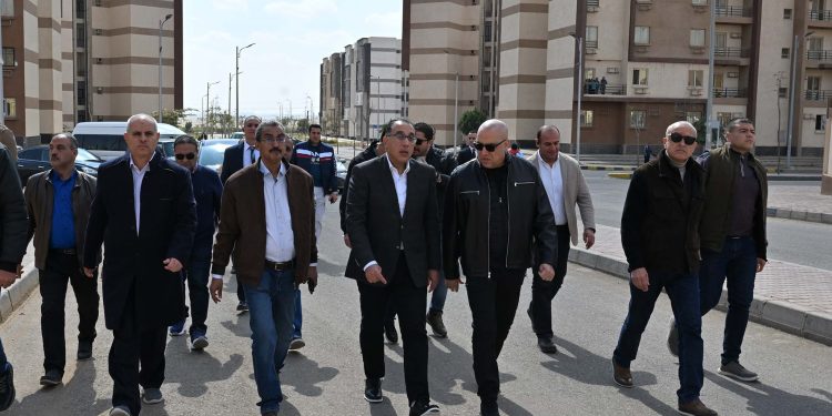 رئيس الوزراء: نبذل جهدنا لنجاح انتقال موظفي الدولة للعمل بالعاصمة الإدارية